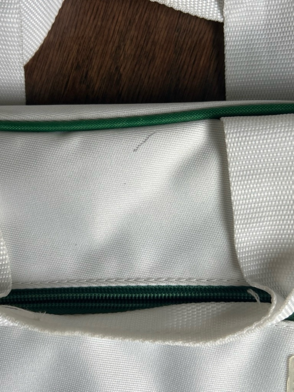 Lacoste White and Green Men's Crossbody Messenger Bag - Picture 5 of 7
